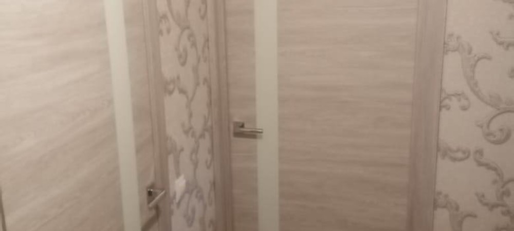 Установили две межкомнатные двери под ключ
